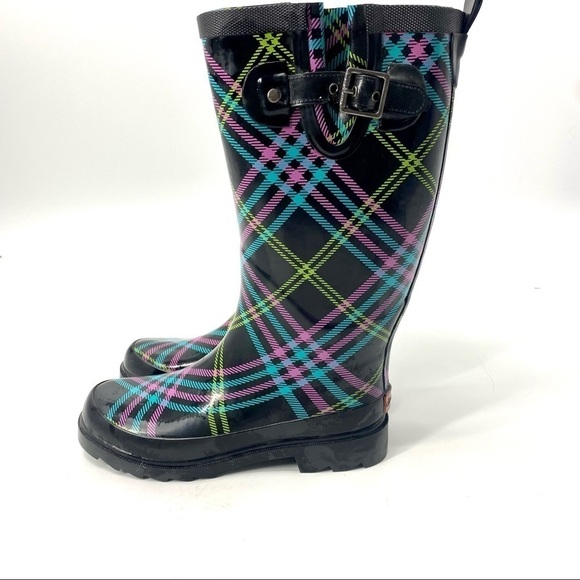 Chooka Electric plaid black rain boots 6 Like new - Picture 1 of 10